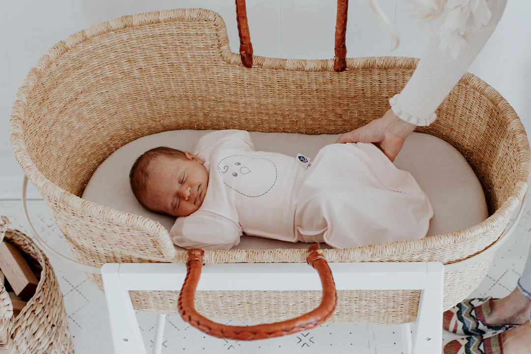 When is the Right Time for Baby to Sleep in Bassinet?